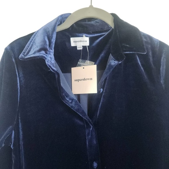 NWT Superdown Velvet Buttondown Shirt Dress in Navy Size XXS - Picture 4 of 6